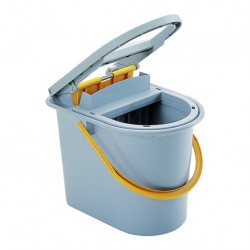 VM171 Seau Wringboy 15L.