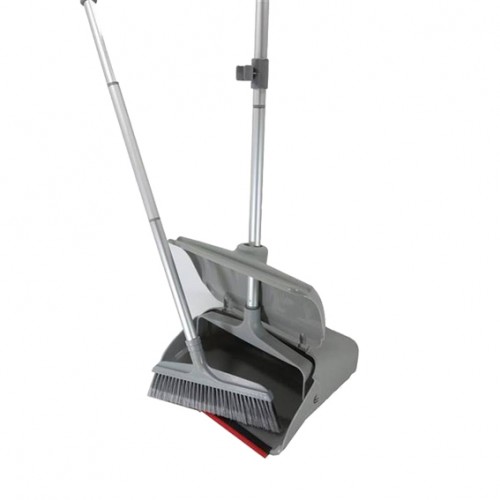  LO96 Ramassette à long manche avec brosse 